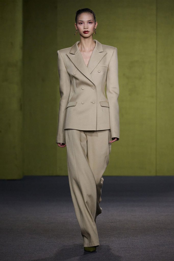 Yirantian 2026/27秋冬高级成衣秀 - Shanghai Fall 2026