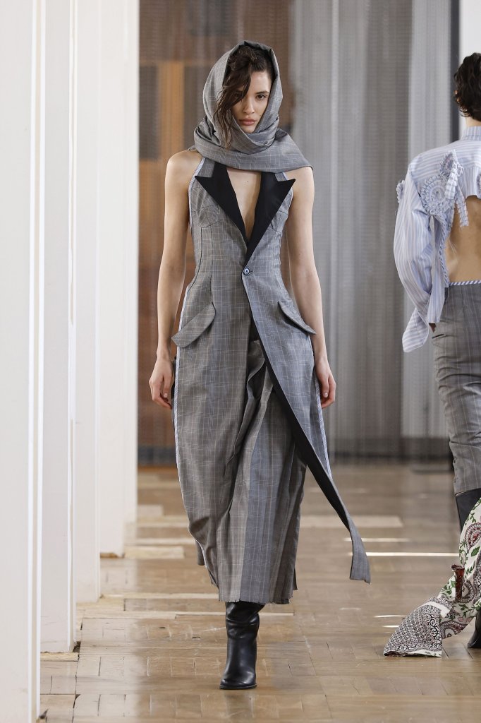 Man&eacute;Man&eacute; 2026/27秋冬高级成衣秀 - Spain Fall 2026