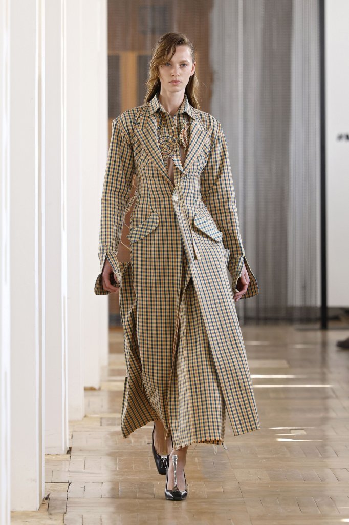 Man&eacute;Man&eacute; 2026/27秋冬高级成衣秀 - Spain Fall 2026