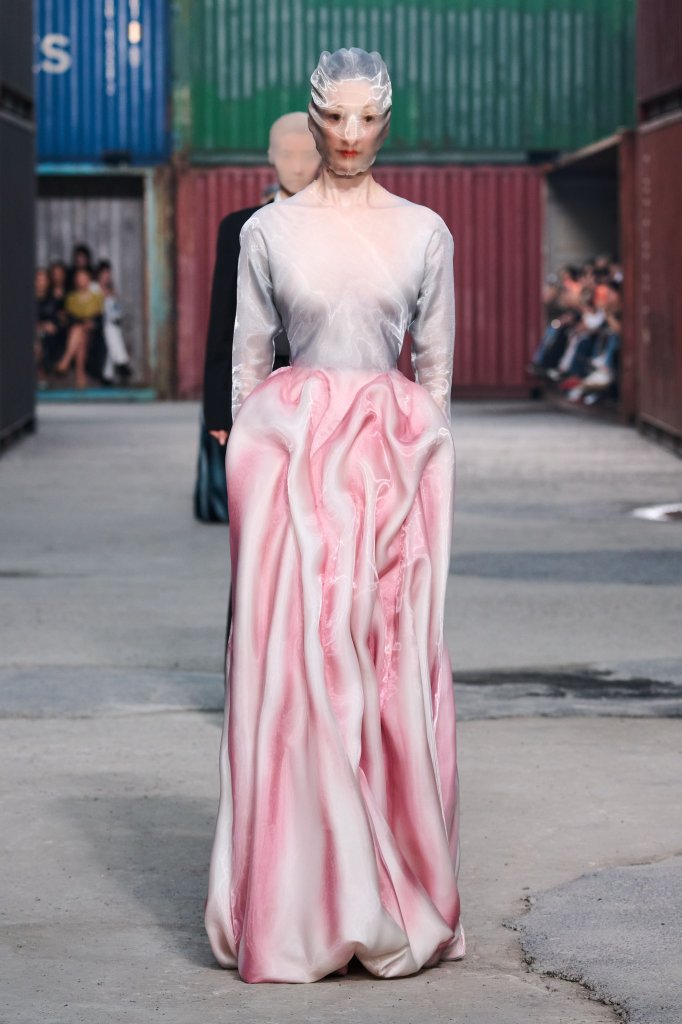 Maison Margiela 2026/27秋冬高级成衣秀