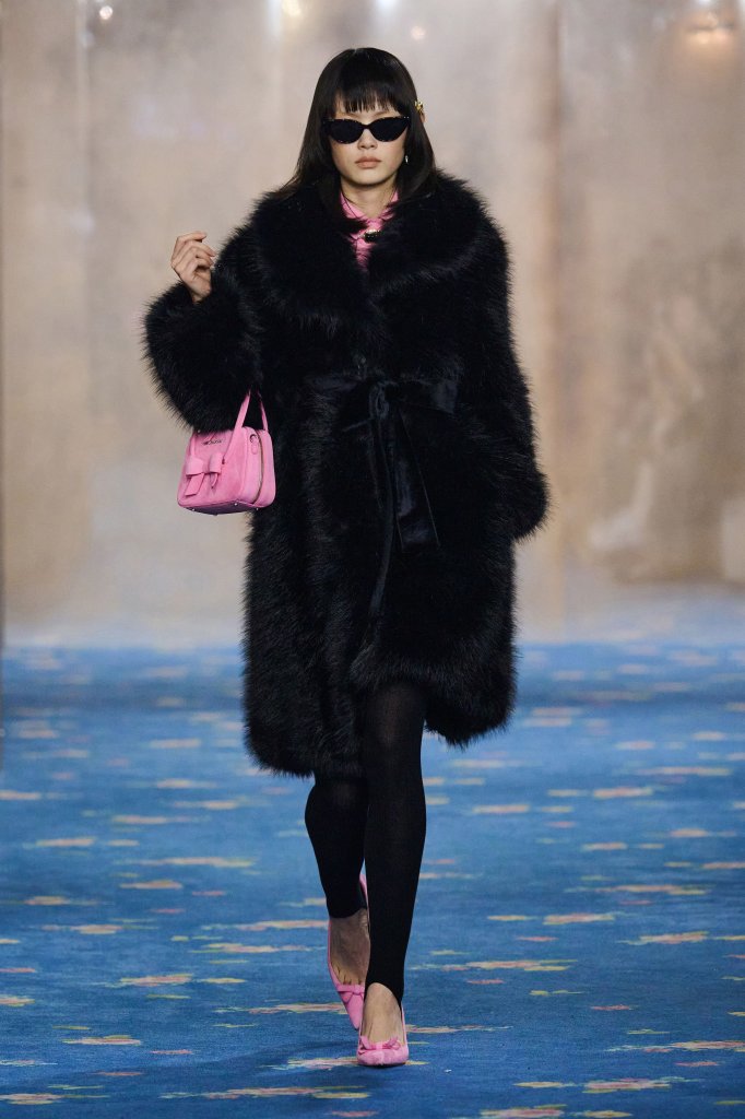 Shushu/Tong 2026/27秋冬高级成衣秀 - Shanghai Fall 2026