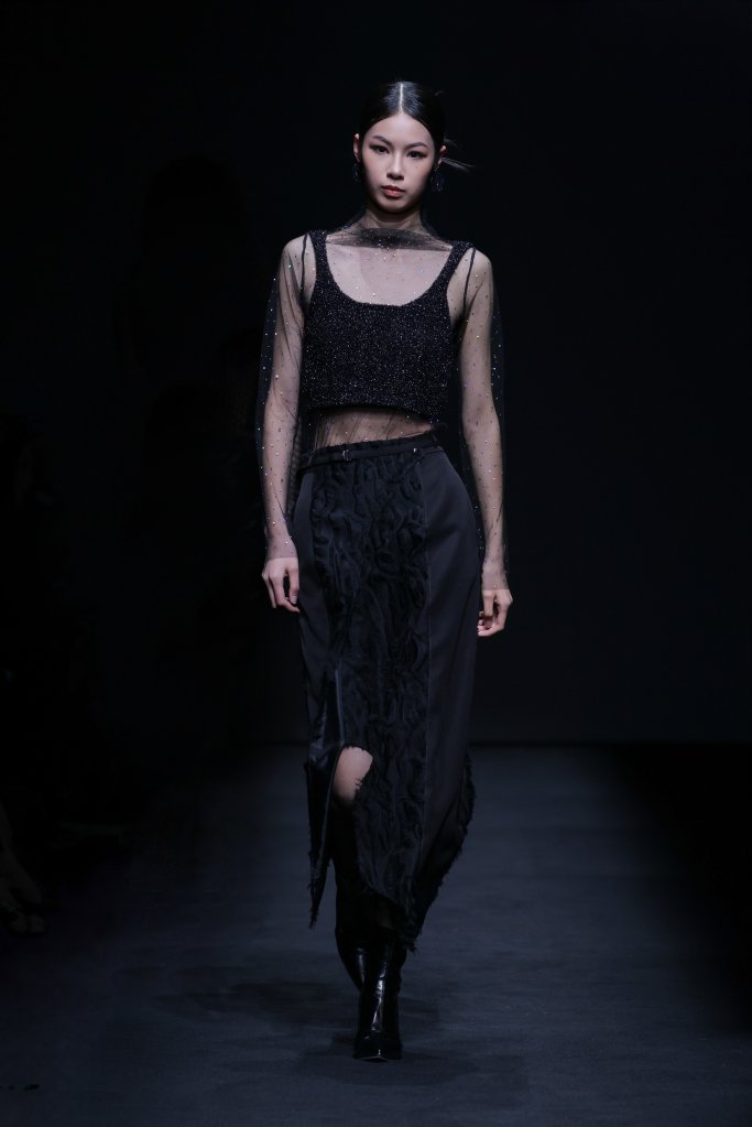 理弗克罗恩 & 流丽坊 &middot; 于开宇 2026春夏高级成衣秀 - Beijing Spring 2026