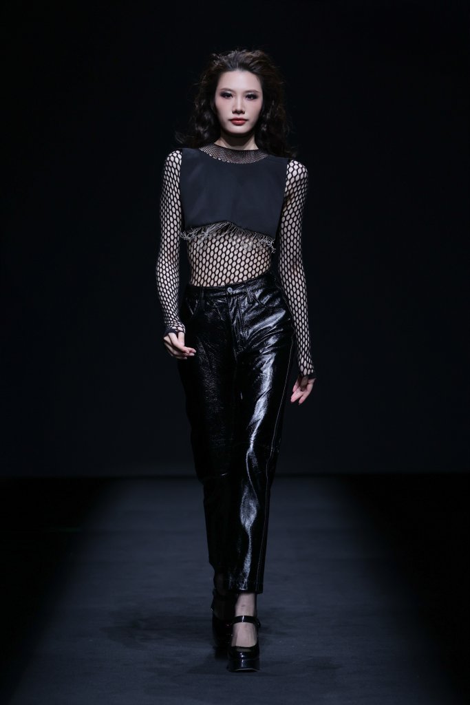 理弗克罗恩 & 流丽坊 &middot; 于开宇 2026春夏高级成衣秀 - Beijing Spring 2026