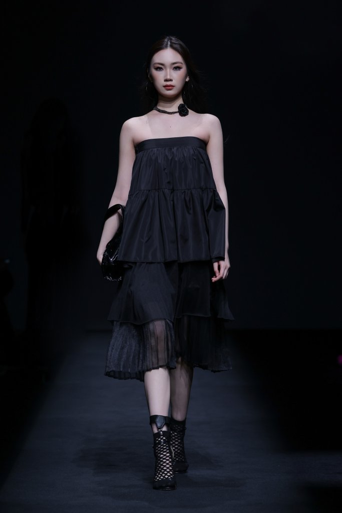 理弗克罗恩 & 流丽坊 &middot; 于开宇 2026春夏高级成衣秀 - Beijing Spring 2026