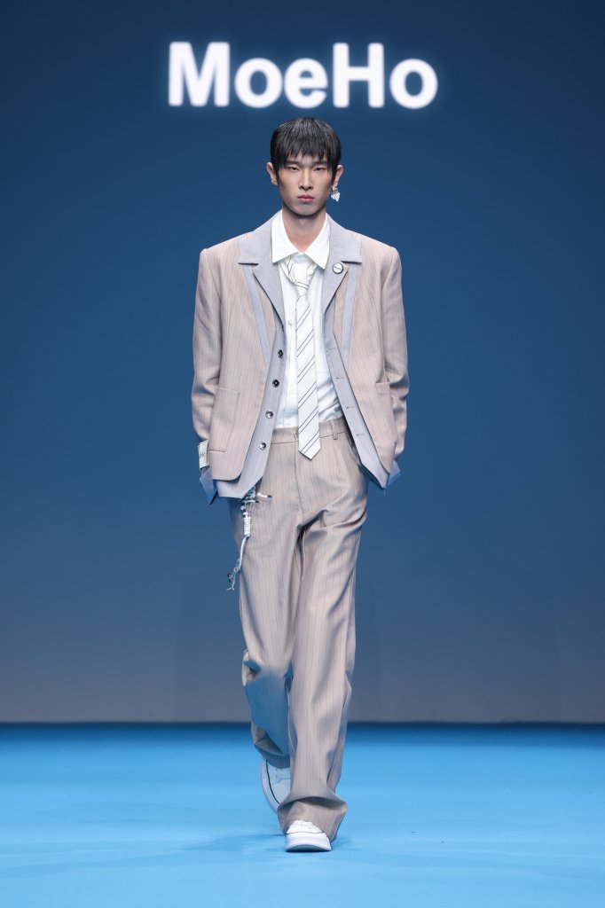 Moe Ho 末禾 &middot; 贺萌萌 2026春夏男装秀 - Beijing Spring 2026