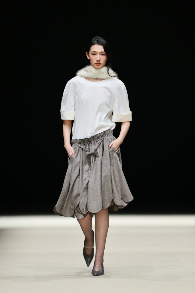 Assignments &middot; 侯若祎 2026春夏高级成衣秀 - Beijing Spring 2026