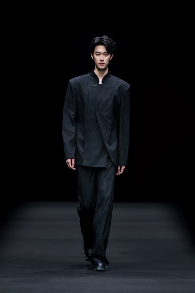 迪尚 DSSYON &middot; 万岚 2026春夏高级成衣秀 - Beijing Spring 2026