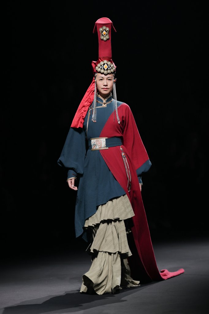 陶萨 &middot; 伊力纳 2026春夏高级成衣秀 - Beijing Spring 2026