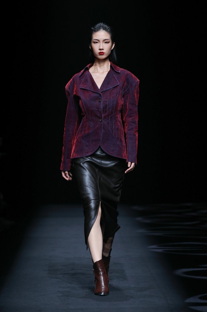 陸上無衣 &middot; 范超 2026春夏高级成衣秀 - Beijing Spring 2026