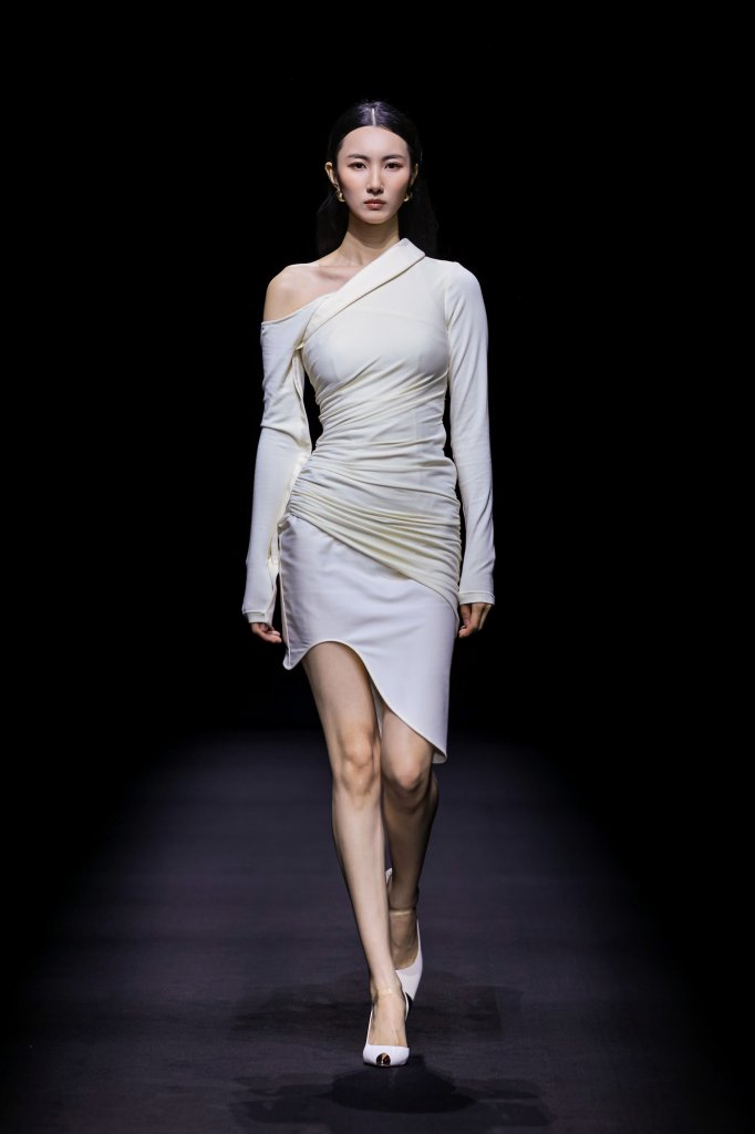 SIMPLISM &middot; 郑树曼 2026春夏高级成衣秀 - Beijing Spring 2026