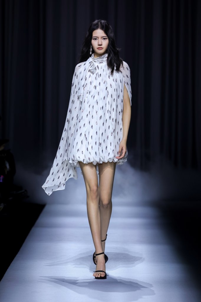 JUMPER ZHANG 张鹏 2026春夏高级成衣秀 - Beijing Spring 2026