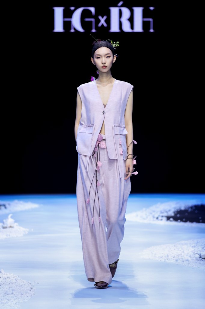 HGxRH &middot; 许晶洁 2026春夏高级成衣秀 - Beijing Spring 2026