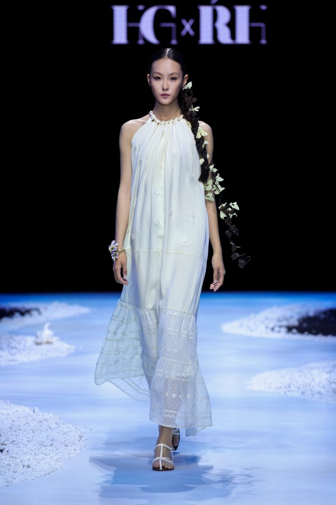 HGxRH &middot; 许晶洁 2026春夏高级成衣秀 - Beijing Spring 2026