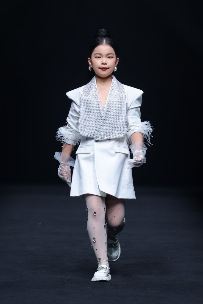 稳稳家 &middot; 姚瑶 2026春夏童装秀 - Beijing Spring 2026