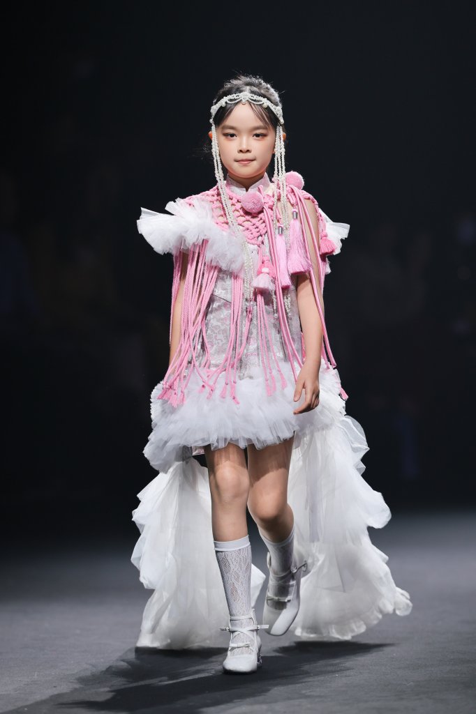 夏奈 Xianai &middot; 黄雅韵 2026春夏童装秀 - Beijing Spring 2026