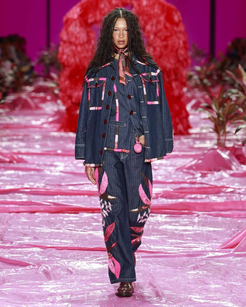 伊莎贝拉&middot;卡佩托 Isabela Capeto 2027春夏高级成衣秀