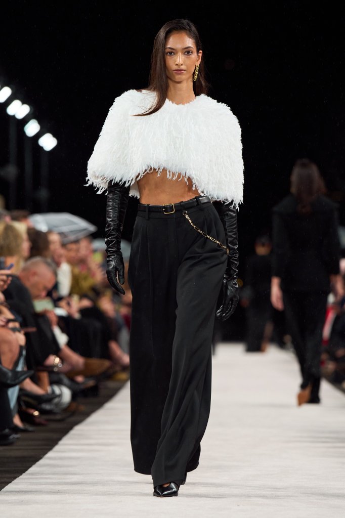 Carla Zampatti 2027早春度假系列秀 - Australia Resort 2027