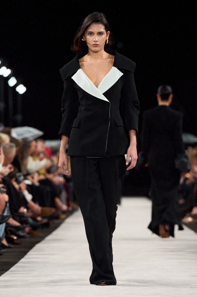 Carla Zampatti 2027早春度假系列秀 - Australia Resort 2027