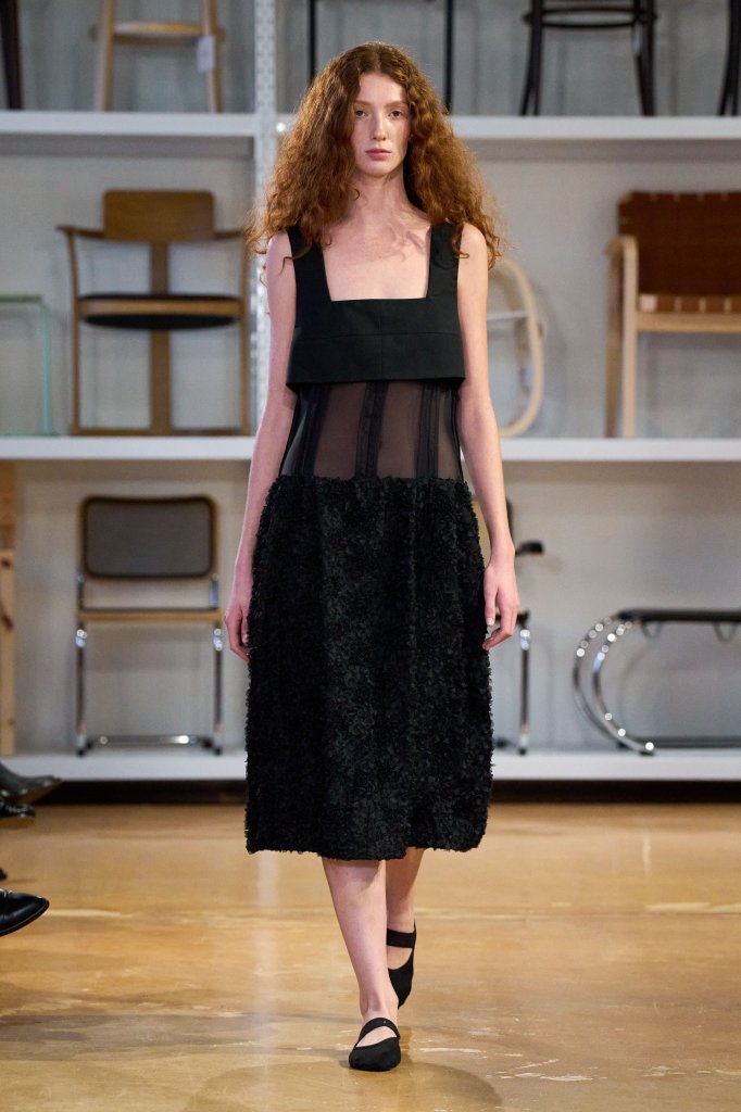 Lee Mathews 2027早春度假系列秀 - Australia Resort 2027