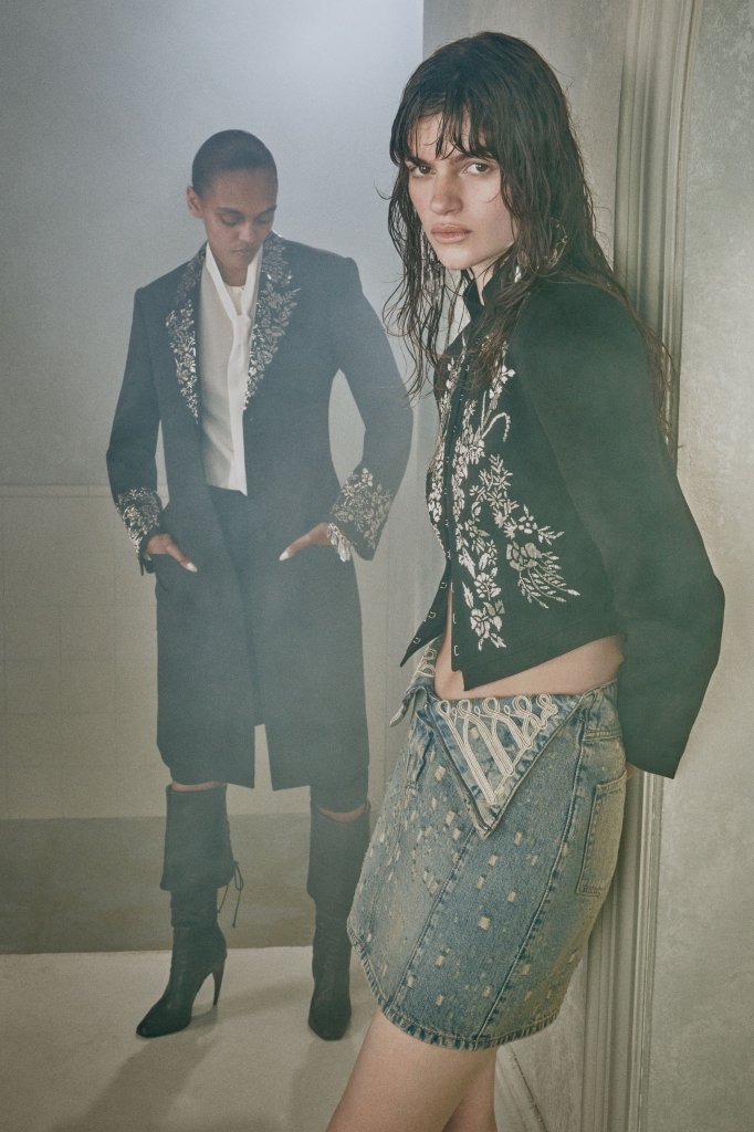 亚历山大&middot;麦昆 Alexander McQueen 2026早秋高级成衣Lookbook(Pre-Fall 2026)