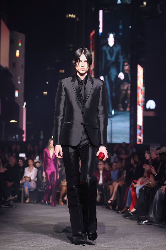 古驰 Gucci 2027早春度假系列秀