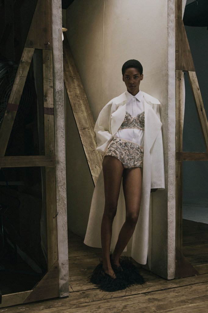 艾尔丹姆 Erdem 2027早春度假系列Lookbook