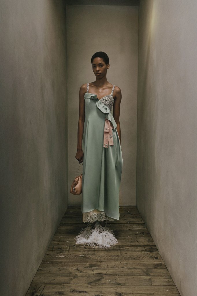 艾尔丹姆 Erdem 2027早春度假系列Lookbook