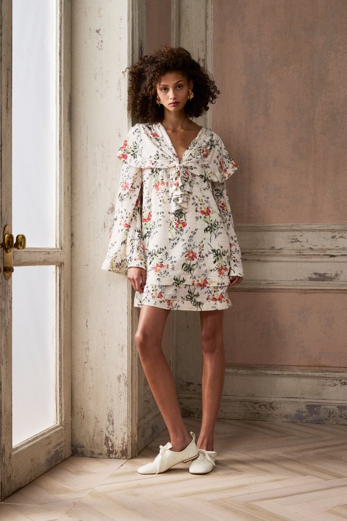 Cinq &agrave; Sept 2027早春度假系列Lookbook