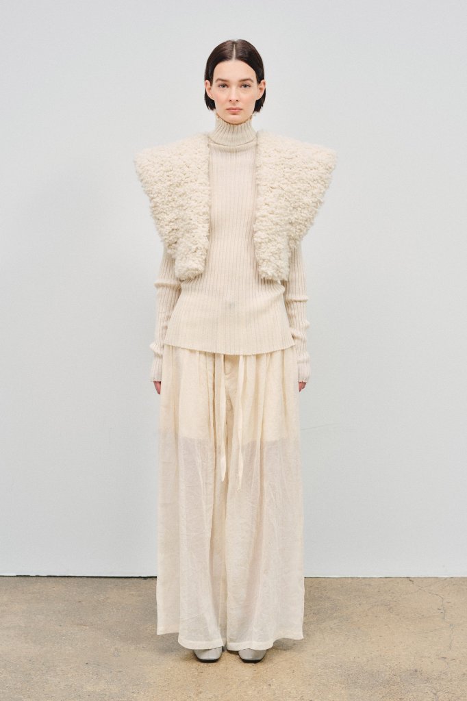 Lauren Manoogian 2027早春度假系列Lookbook