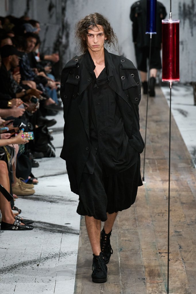 山本耀司 Yohji Yamamoto 2027春夏男装秀 - Paris Spring 2027