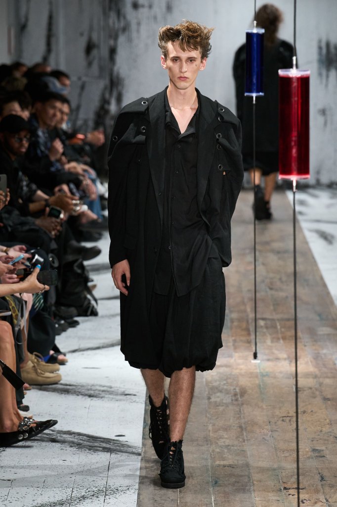 山本耀司 Yohji Yamamoto 2027春夏男装秀 - Paris Spring 2027