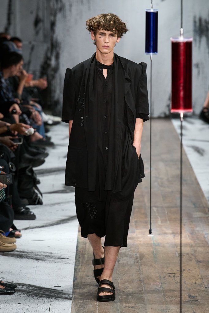 山本耀司 Yohji Yamamoto 2027春夏男装秀 - Paris Spring 2027