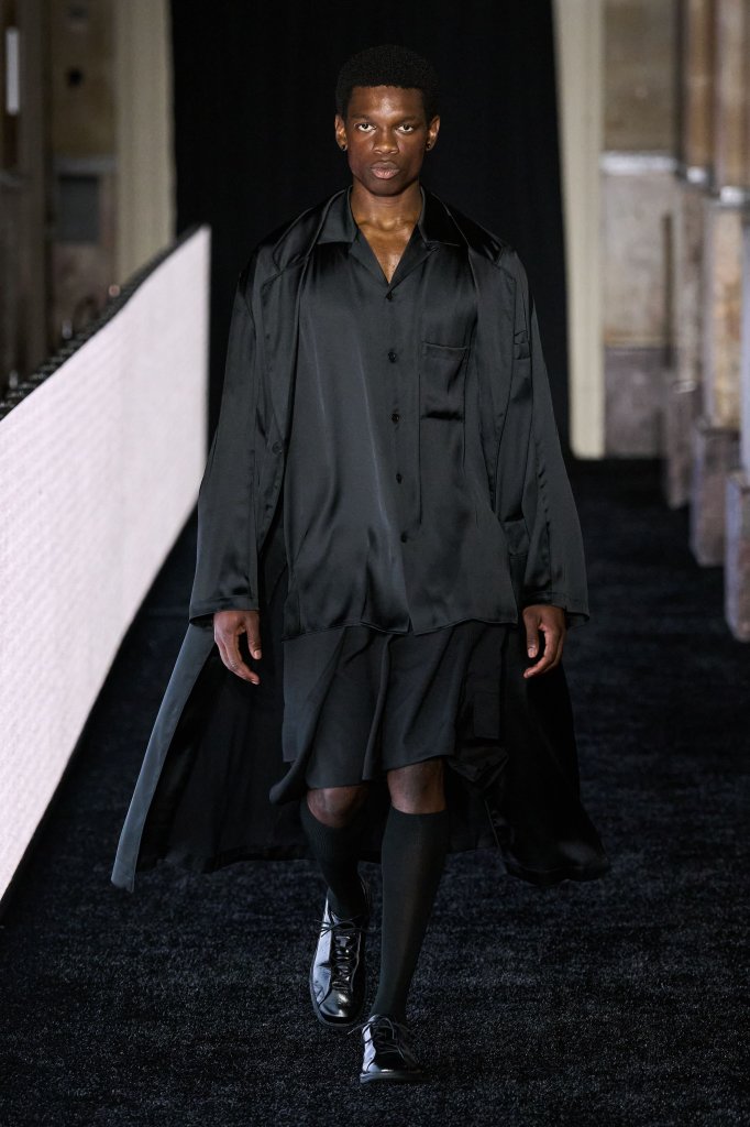 Y-3 2027春夏男装秀 - Paris Spring 2027