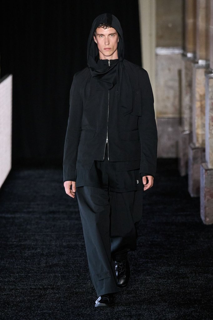 Y-3 2027春夏男装秀 - Paris Spring 2027