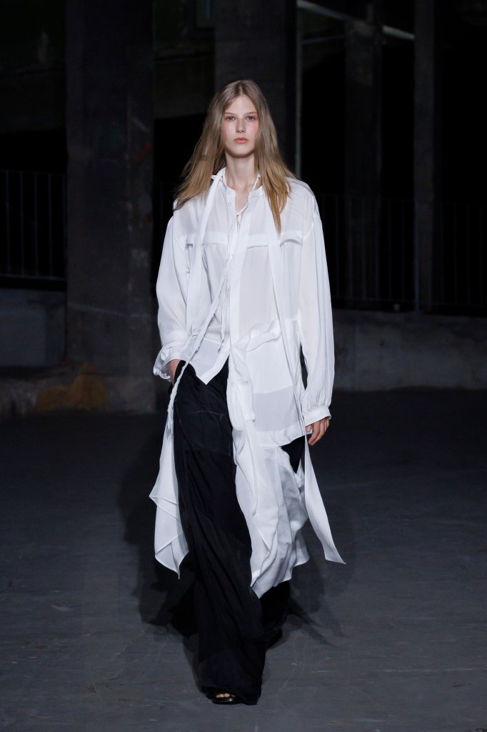 金亨俊 Songzio 2027春夏男装秀 - Paris Spring 2027