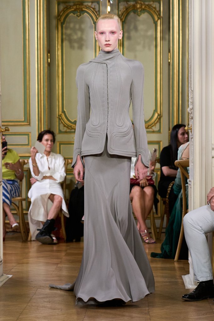Standing Ground 2026/27秋冬高级定制秀 - Couture Fall 2026