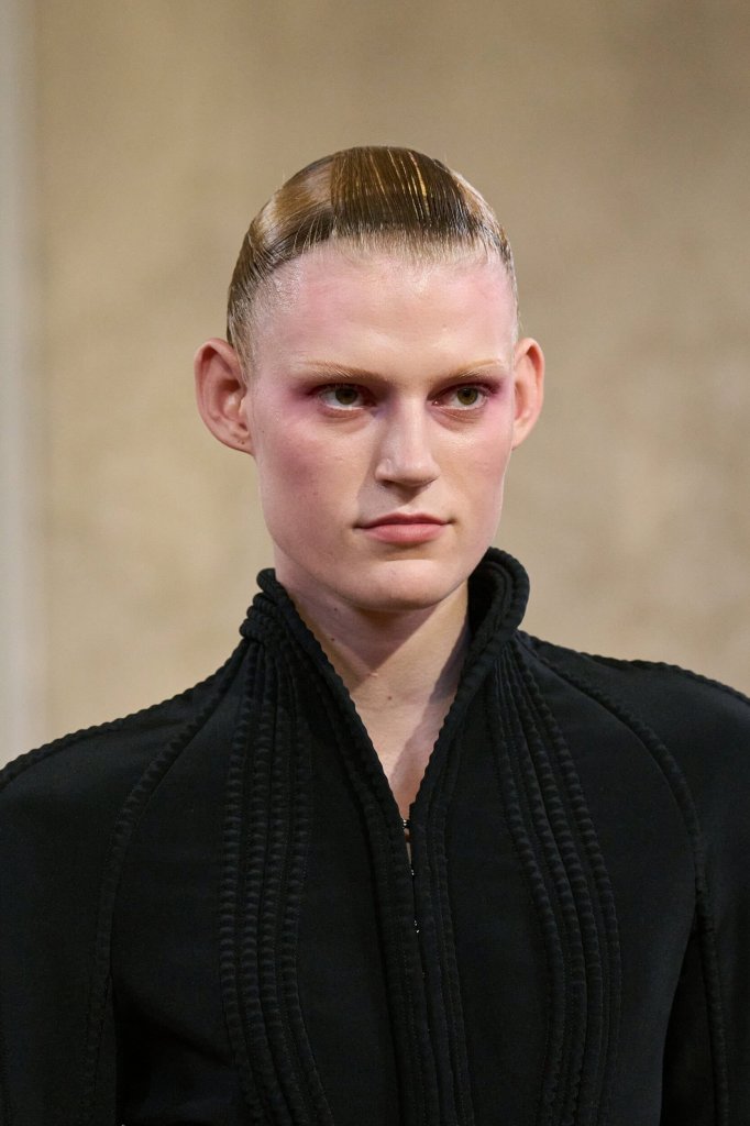 Standing Ground 2026/27秋冬高级定制秀(细节) - Couture Fall 2026