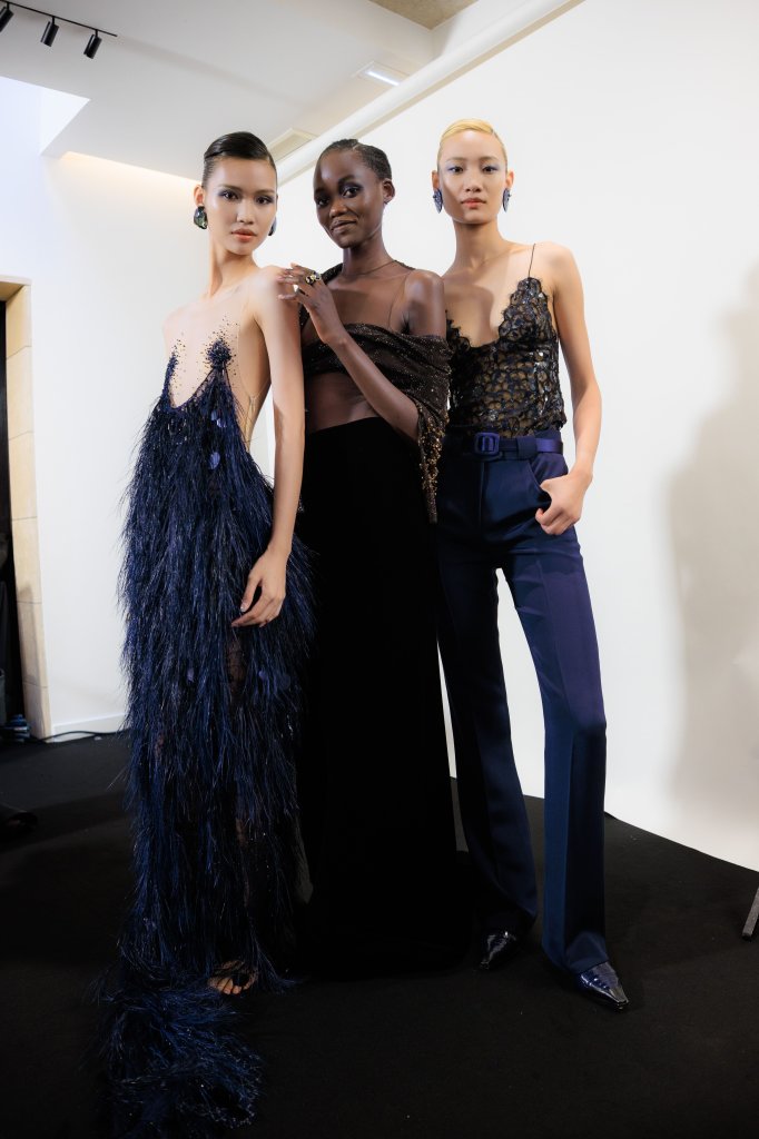 Armani Priv&eacute; 2026/27秋冬高级定制秀(后台妆容) - Couture Fall 2026