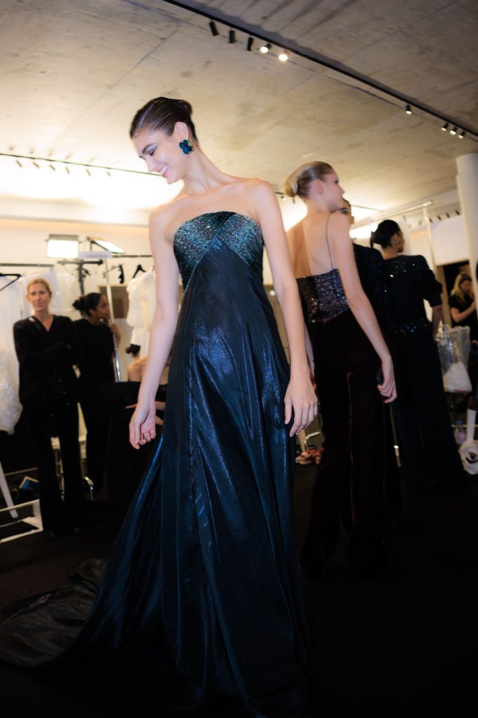 Armani Priv&eacute; 2026/27秋冬高级定制秀(后台妆容) - Couture Fall 2026