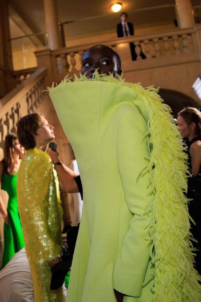 巴黎世家 Balenciaga 2026/27秋冬高级定制秀(后台妆容) - Couture Fall 2026