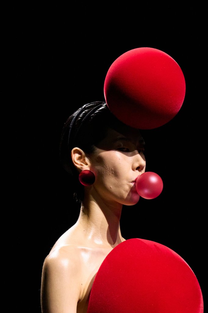 Robert Wun 2026/27秋冬高级定制秀(细节) - Couture Fall 2026