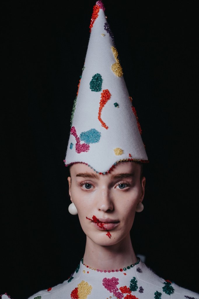 Robert Wun 2026/27秋冬高级定制秀(后台妆容) - Couture Fall 2026