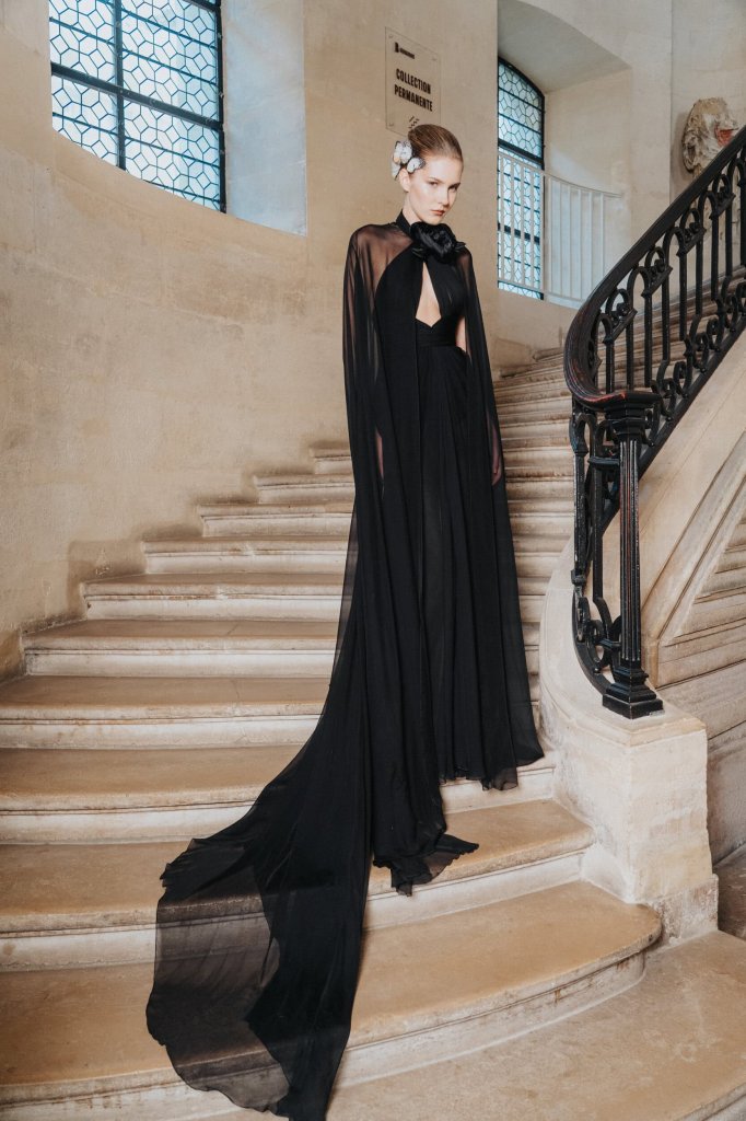 祖海&middot;慕拉 Zuhair Murad 2026/27秋冬高级定制秀(后台妆容) - Couture Fall 2026