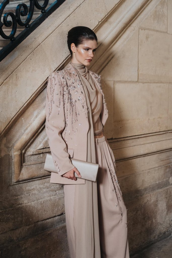 祖海&middot;慕拉 Zuhair Murad 2026/27秋冬高级定制秀(后台妆容) - Couture Fall 2026