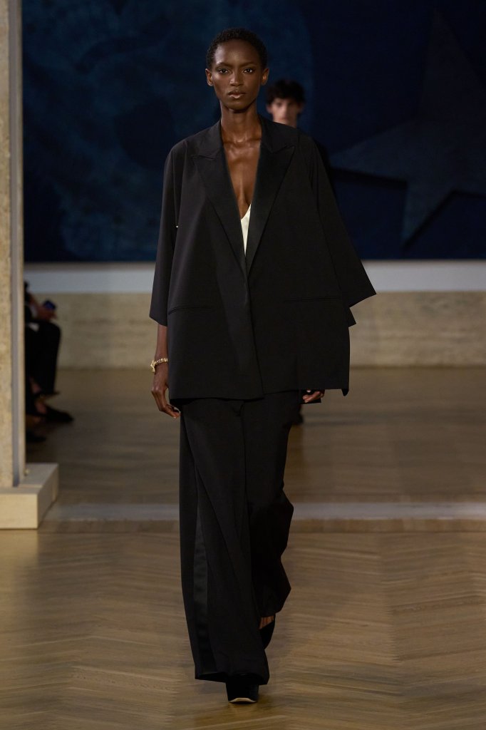 芬迪 Fendi 2026/27秋冬高级定制秀 - Couture Fall 2026