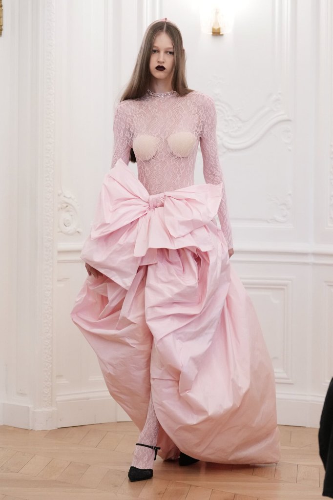 Peet Dullaert 2026/27秋冬高级定制秀 - Couture Fall 2026