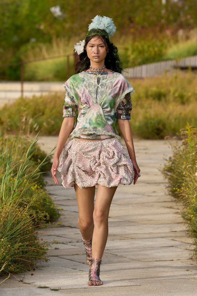 Collina Strada 美国 U.S.A 纽约 New York City 走秀(Runway) 2027春夏 2027 S/S 女装 迷你连衣裙 Mini Dress 女装 迷你裙 Mini Skirt 女装 迷你裙 Mini Skirt 女装
