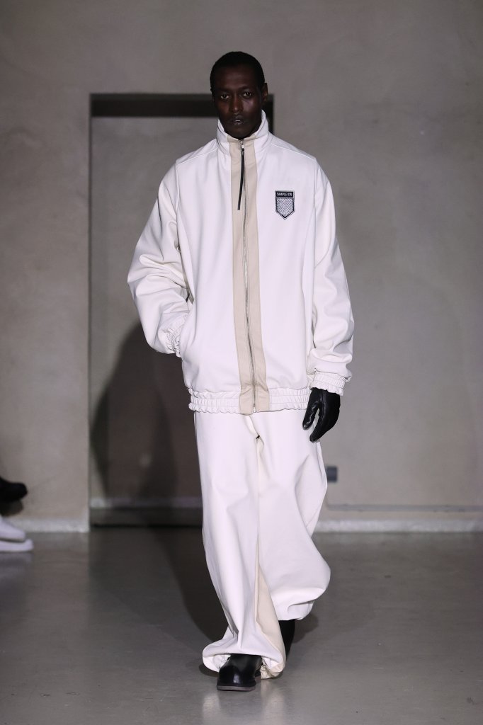 sample030 2026/27秋冬高级成衣秀 - Berlin Fall 2026