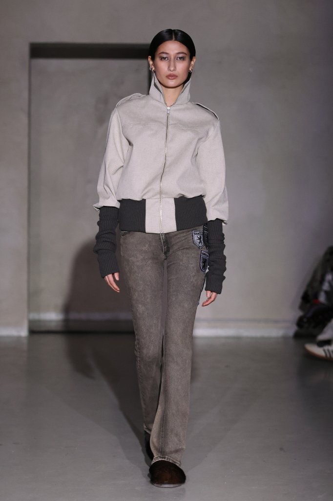 sample030 2026/27秋冬高级成衣秀 - Berlin Fall 2026