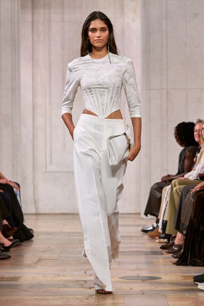 拉夫&middot;劳伦 Ralph Lauren 2027春夏高级成衣秀 - New York Spring 2027
